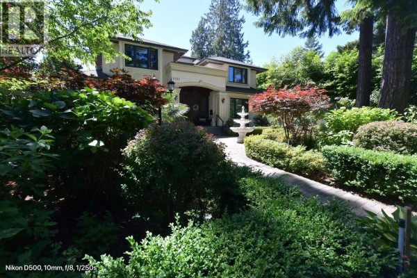 1151 W 21st Street, North Vancouver, BC V7P2C7 Photo 2