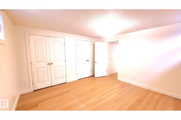 Primary Bedroom - 11516 133a Av Nw, Edmonton, AB T5E1G6 Photo 4