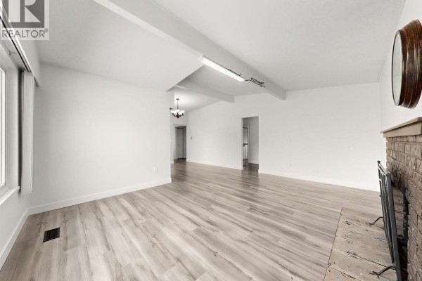 1152 Glade Court, Port Coquitlam, BC V3B1R5 Photo 4
