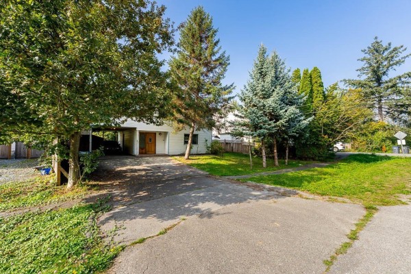 11525 125a Street, Surrey, BC V3V5A6 Photo 2