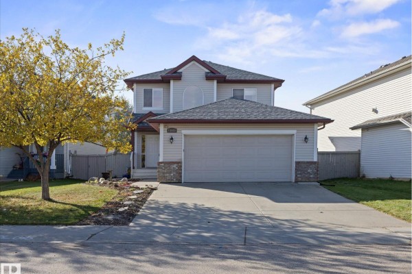 Residential for sale at 11531 11 Av Sw, Edmonton, AB - MLS® U3qAQ5