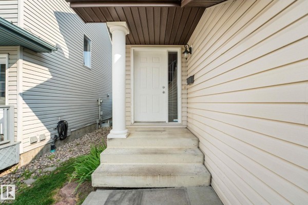 Family room - 11544 167a Av Nw, Edmonton, AB T5X6G9 Photo 4