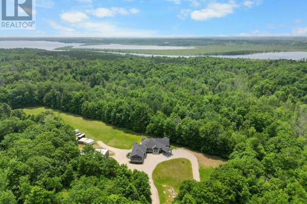 1155 Ebbs Bay Road, Carleton Place, ON, photo 2