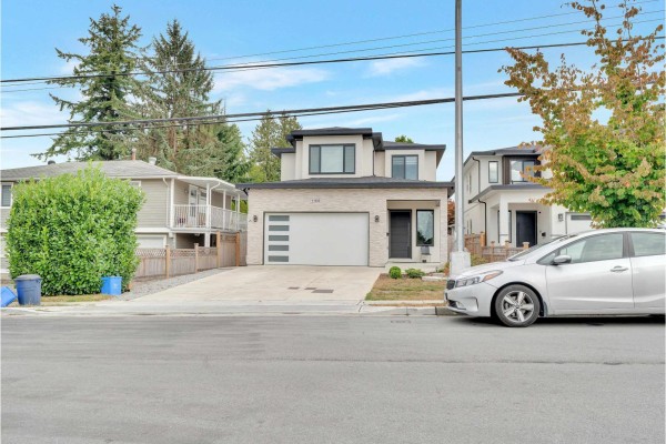 11553 75a Avenue, Delta, BC V4C1H9 Photo 2