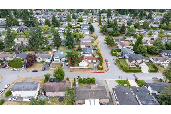 11565 77a Avenue, Delta, BC V4C1M6 Photo 4