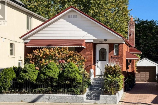 1159 Woodbine Avenue, Toronto, ON M4C4C6 Photo 3