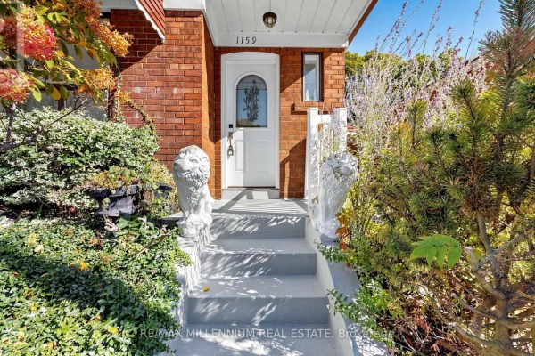 1159 Woodbine Avenue, Toronto, ON M4C4C6 Photo 5