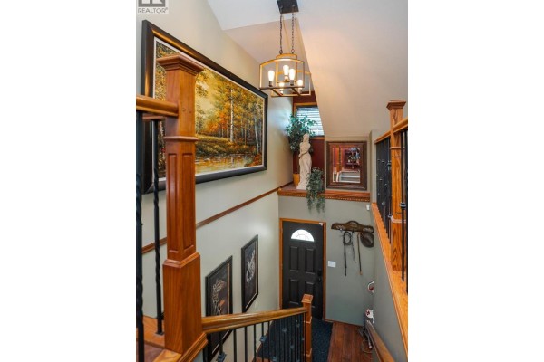 Family room - 11590 Woodland Road, Prince George, BC V2N5A8 Photo 5