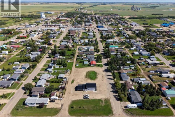 116, 118, 120 2 Avenue Sw, Falher, AB T0H1M0 Photo 5