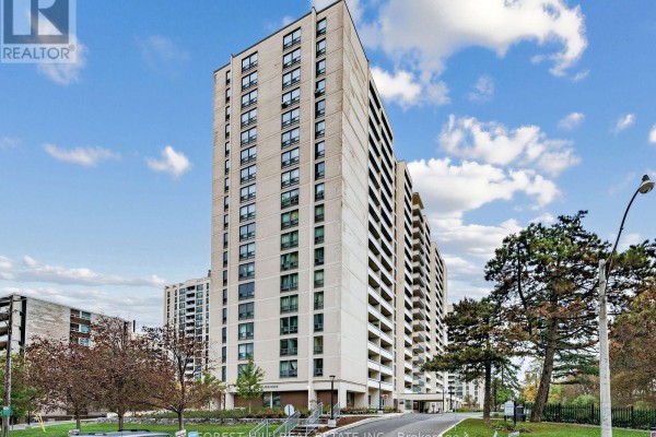 116 - 140 Elm Ridge Drive, Toronto