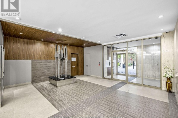 Den - 116 - 140 Elm Ridge Drive, Toronto, ON M6B1B1 Photo 3
