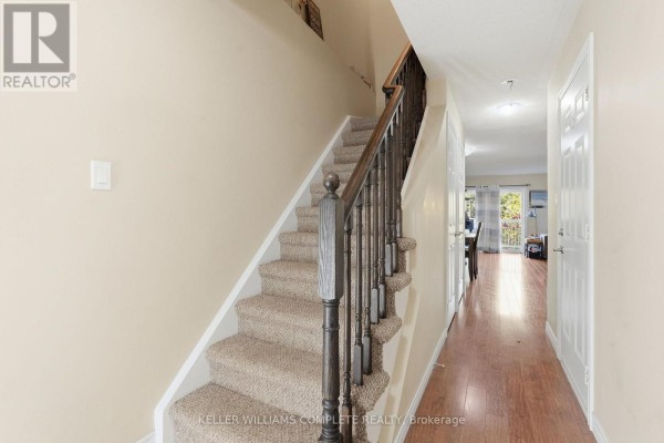Living room - 116 - 20 Mcconkey Crescent, Brantford, ON N3S0C2 Photo 5