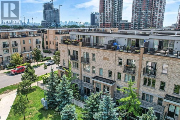 Living room - 116 - 9 Foundry Avenue, Toronto, ON M6H0B7 Photo 2