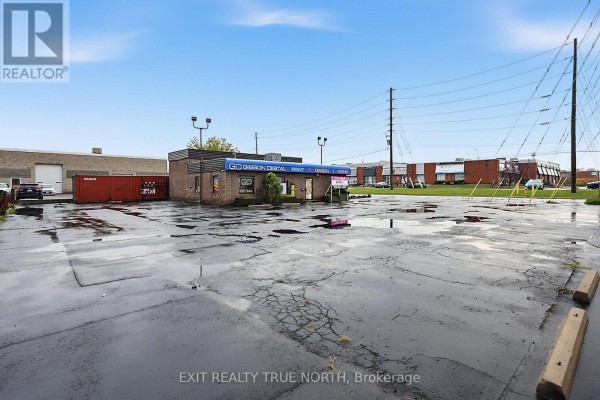 116 Anne Street S, Barrie, ON L4N6A2 Photo 2