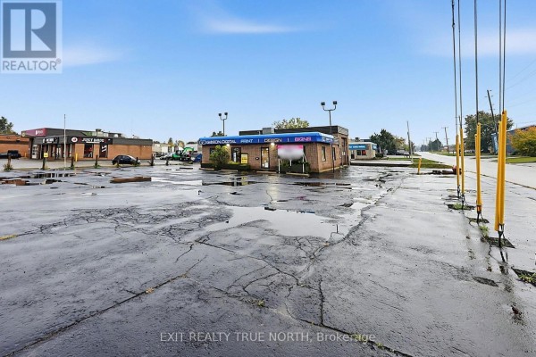 116 Anne Street S, Barrie, ON L4N6A2 Photo 3
