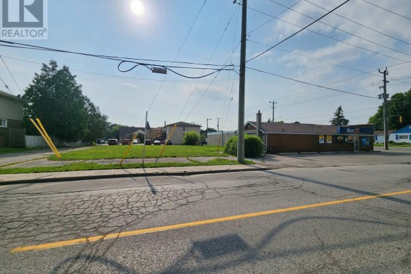 116 Byron Street, Quinte West, ON K8V2Y4 Photo 4