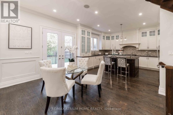 Kitchen - 116 Church Avenue, Toronto, ON M2N4G2 Photo 5