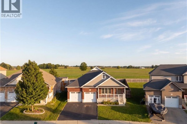 116 English Crescent, Plattsville