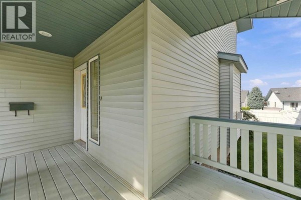Living room - 116 Reichley Street, Red Deer, AB T4P3S8 Photo 3