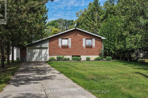 116 Stroud Crescent, Wasaga Beach, ON, photo 2