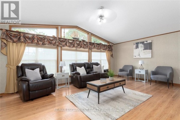 1161 4th Concession Road W, Hamilton, ON, photo 2
