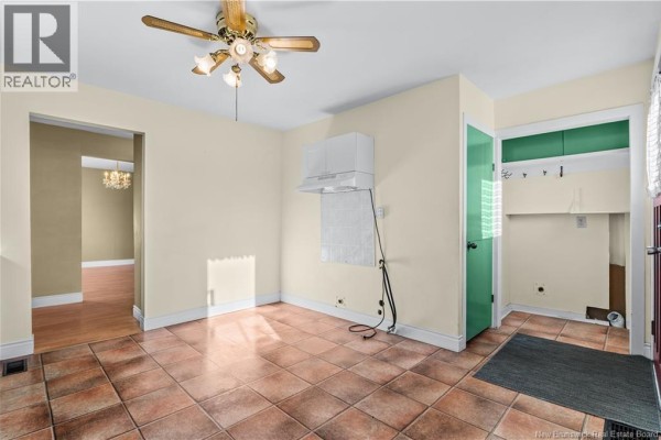 Kitchen - 1161 Champlain Street, Dieppe, NB E1A1P9 Photo 5