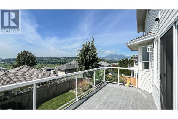 1161 Coutts Way, Port Coquitlam, BC V3C6B6 Photo 4
