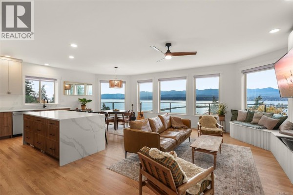 1161 Moore Rd, Comox