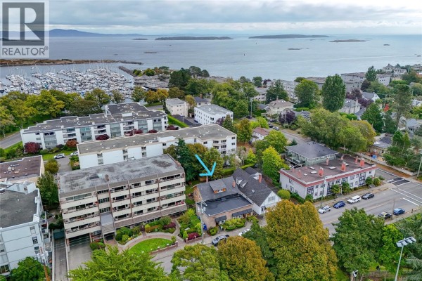 1161 Newport Ave, Oak Bay, BC, photo 2