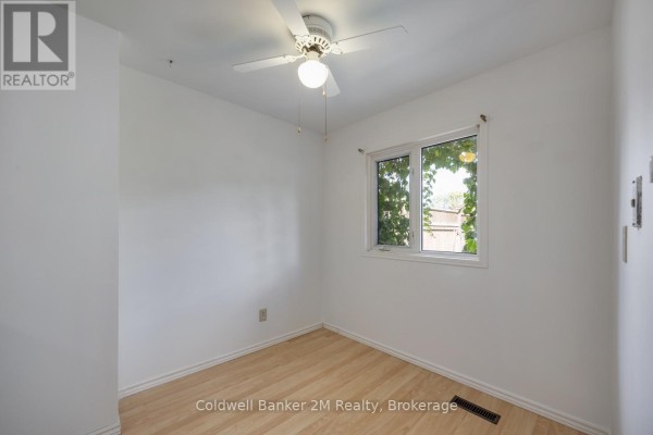 Primary Bedroom - 1161 Trowbridge Court, Oshawa, ON L1G7H1 Photo 5