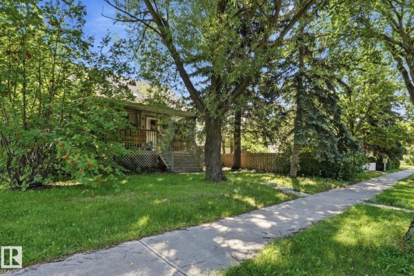 11611 128 St Nw Nw, Edmonton, AB, photo 2