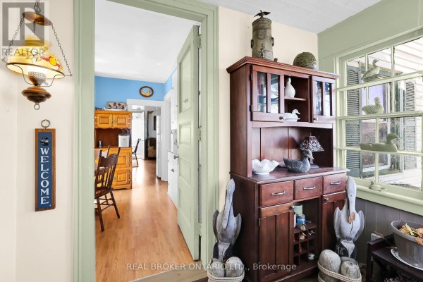 11611 Beach Road W, Wainfleet, ON L0S1V0 Photo 4
