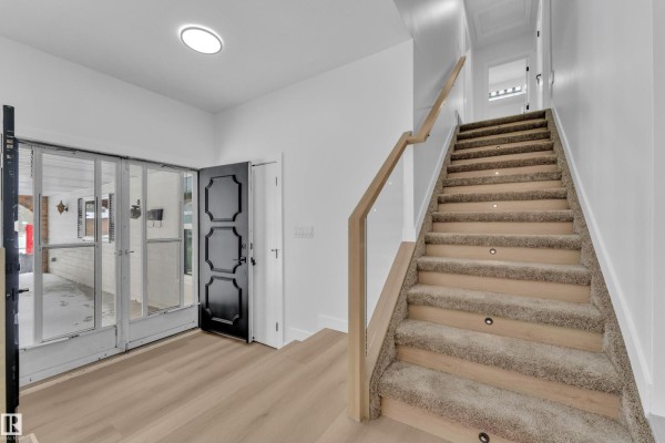 11615 24 Av Nw, Edmonton, AB T6J3R6 Photo 5