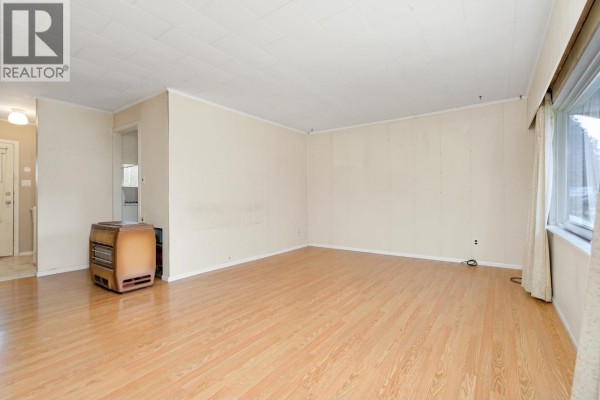 11619 Adair Street, Maple Ridge, BC V2X6R8 Photo 5
