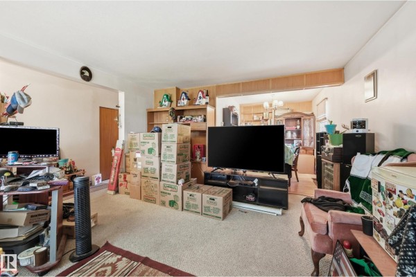 Primary Bedroom - 11622 133 St Nw, Edmonton, AB T5M1H5 Photo 5