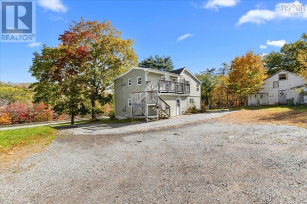 1163 King Street, Bridgewater, NS B4V1C3 Photo 3