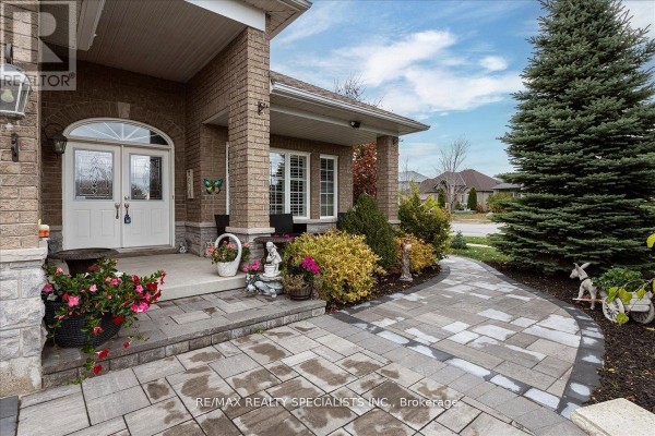 Kitchen - 1165 Mitchell Court, Innisfil, ON L9S5A5 Photo 2