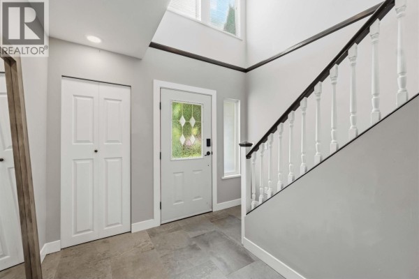 11661 207 Street, Maple Ridge, BC V2X1X2 Photo 4