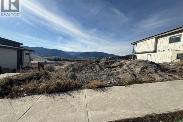1167 Elk Street, Penticton, BC V2A0C9 Photo 4