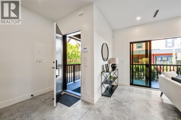 1168 E 26th Avenue, Vancouver, BC, photo 2