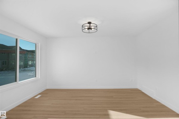 Bedroom 2 - 1168 South Creek Wd, Stony Plain, AB T7Z2Z1 Photo 5