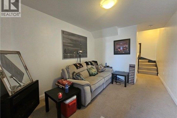 Kitchen - 1169 Garner Road Unit# 17, Ancaster, ON L9G0G8 Photo 4