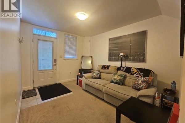 Living room - 1169 Garner Road Unit# 17, Ancaster, ON L9G0G8 Photo 5