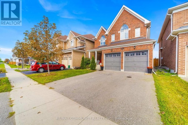 1169 Greenhill Avenue, Oshawa, ON, photo 2