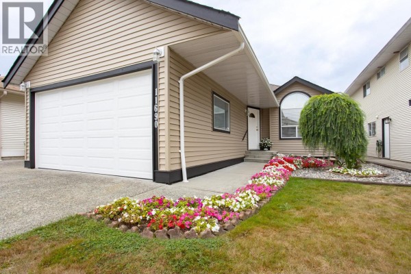 11690 206a Street, Maple Ridge, BC, photo 2