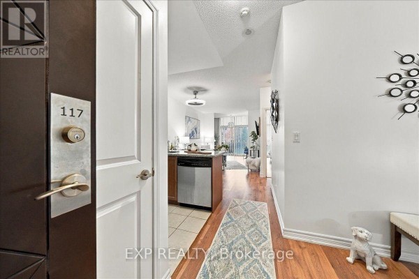117 - 18 Harding Boulevard, Richmond Hill, ON L4C0T3 Photo 2