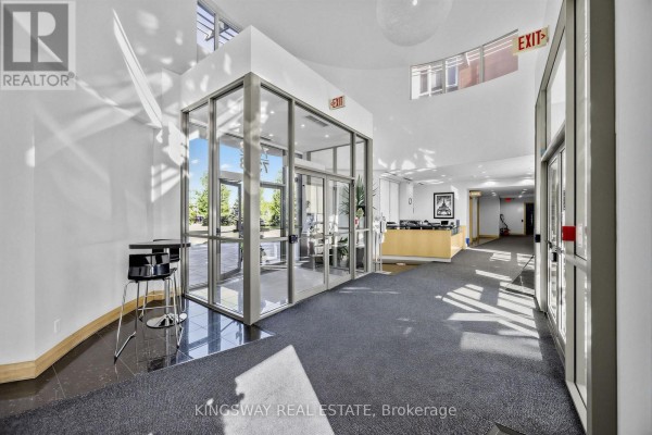 Primary Bedroom - 117 - 7373 Kennedy Road, Markham, ON L3R1H6 Photo 4