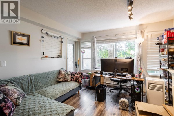 117 19677 Meadow Gardens Way, Pitt Meadows, BC V3Y0A2 Photo 2