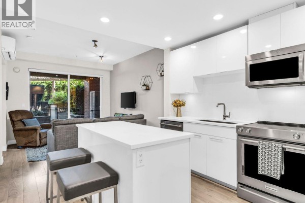 117 723 W 3rd Street, North Vancouver, BC V7M0E4 Photo 4