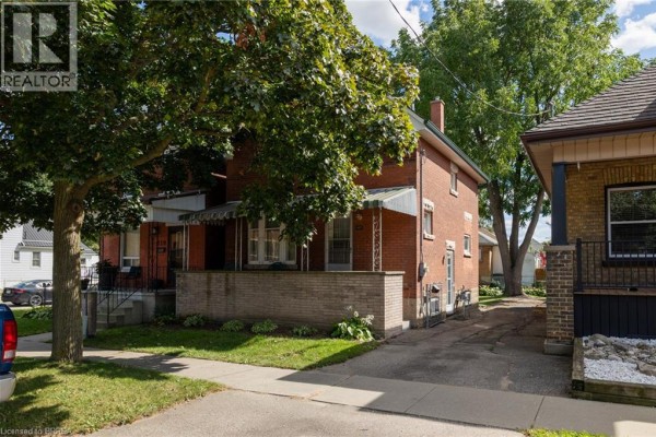 117 Arthur Street, Brantford, ON, photo 2